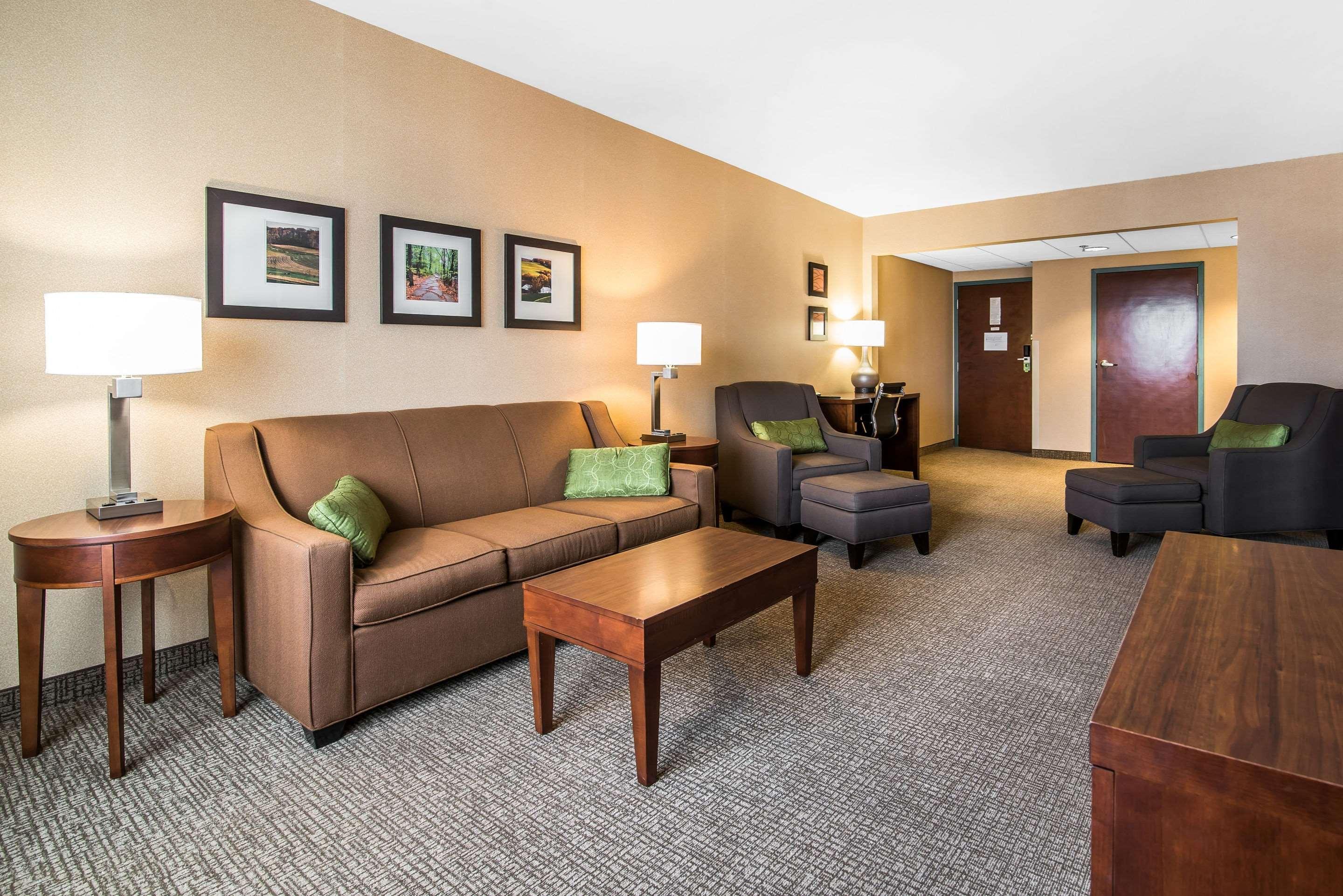 Hotel Quality & Towanda